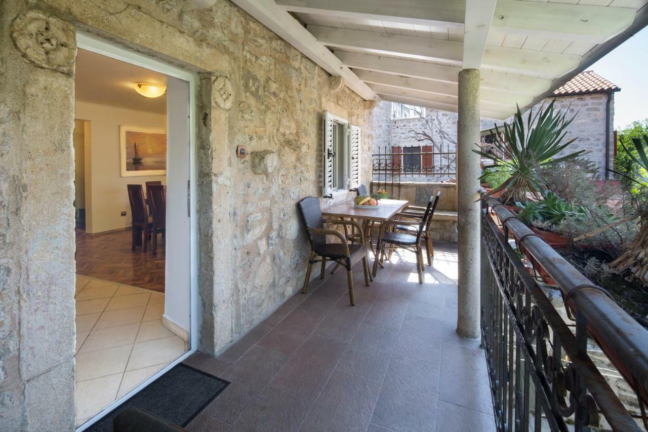 Apartment Kovacevic Old Town Budva Exteriör bild