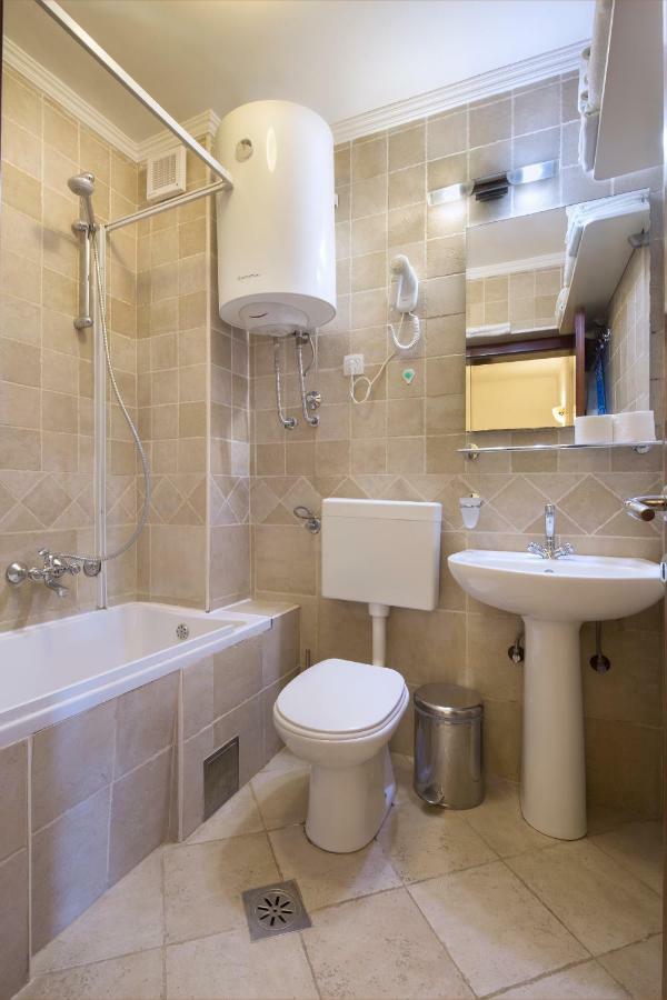 Apartment Kovacevic Old Town Budva Exteriör bild